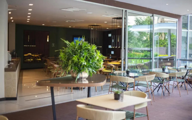 Hotel Estelar Blue