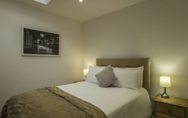 The Mount Pleasant Hotel