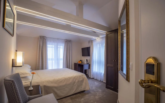 The Moon Boutique Hotel