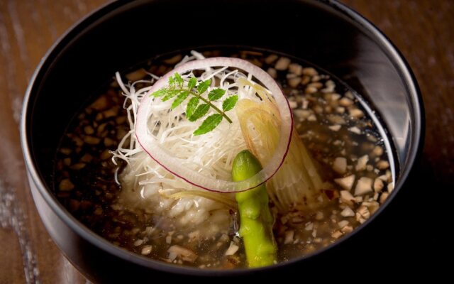 Yufuin Onsen Toshoan