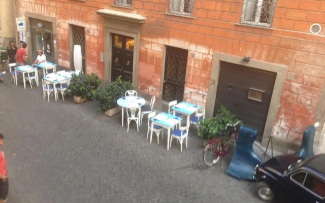 Campo dei Fiori modern apartment with terrace