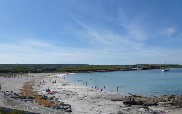 Aran Walkers Lodge