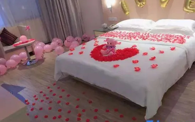 Pinshang Convenient Hotel