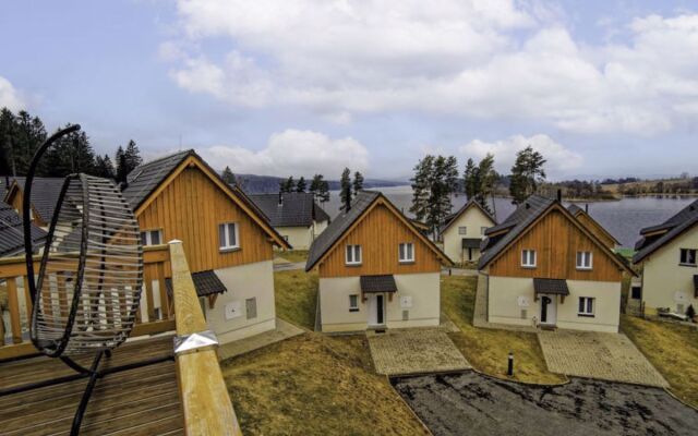 Lakeside Village 36 (+ sauna)