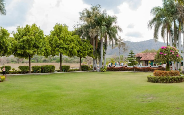 Shikarbadi Hotel