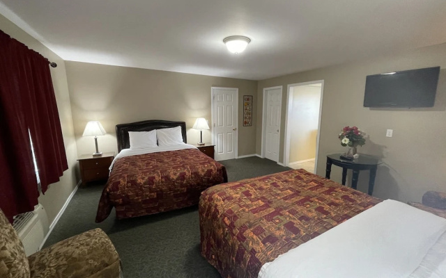 Sage N Sand Motel