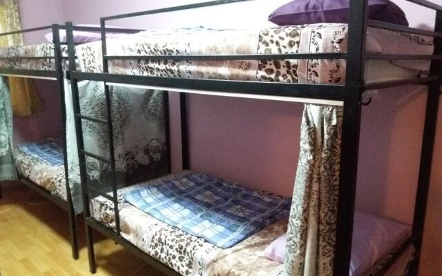 Hostel Gotham City
