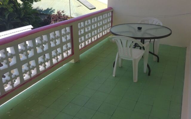 Melrose Beach Apartment Inc