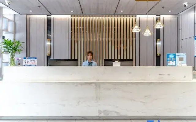 Gujing Junlai Hotel (Tianchang Hongsheng Square)