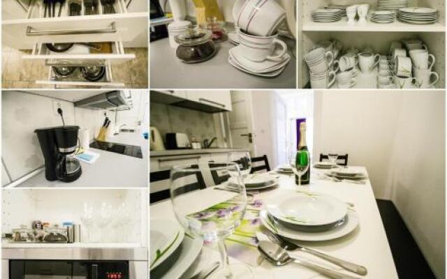 Old Town Rybna Apt by Ruterra