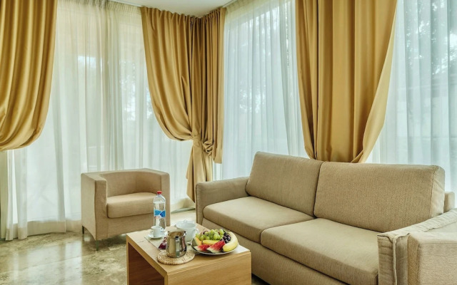 Green building - residence with swimming-pool in Cecina