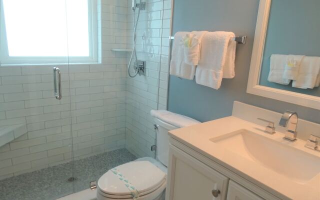 Aloha Kai - Unit 16 2 Bedrooms 1 Bathroom Apts