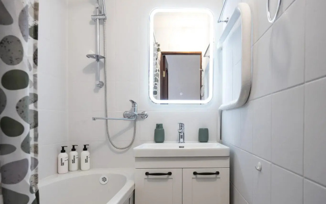 LovelyHome 39 на набережной Генерала Карбышева 6