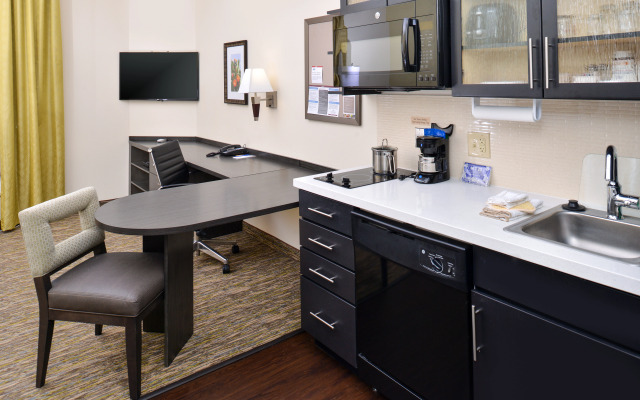 Candlewood Suites Kenedy by IHG