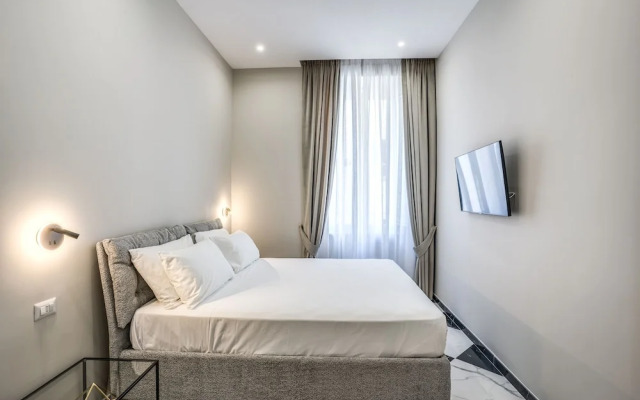 Pink Rose in Naples With 1 Bedrooms and 1 Bathrooms