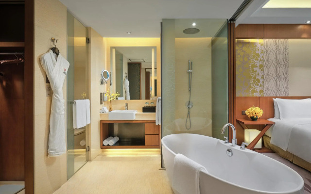 HUALUXE Kunming by IHG