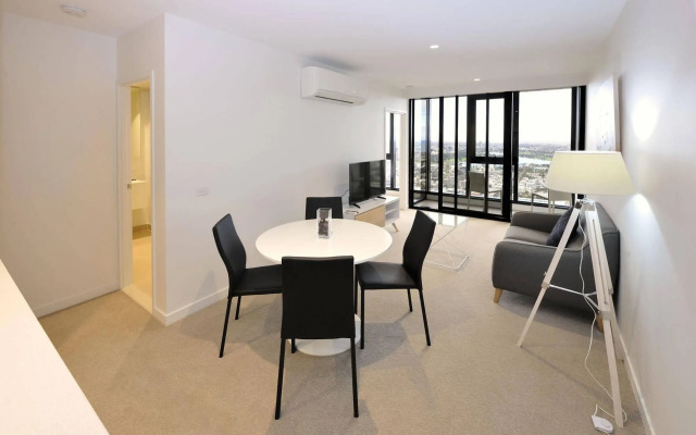 Melbourne Southbank Platinum Tower Apartment