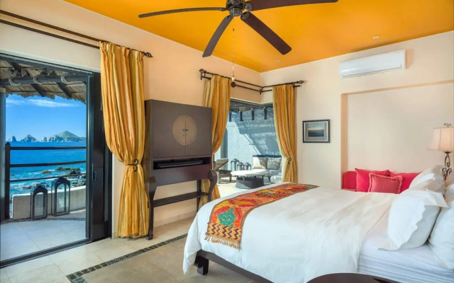 Casa del Arco in Cabo San Lucas