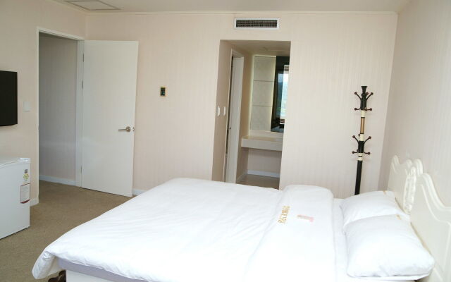 Chuncheon Bears Hotel