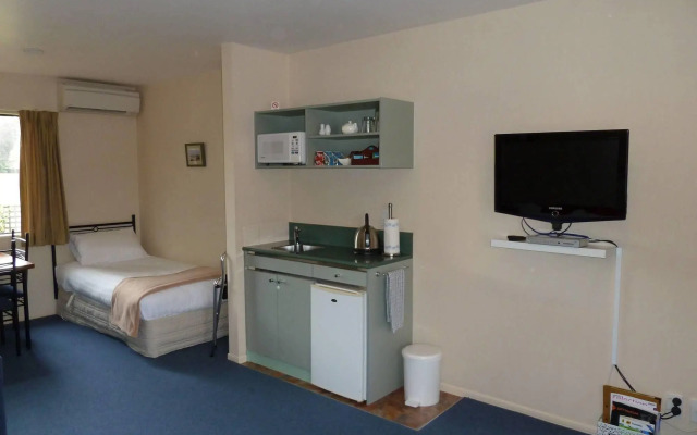 South Park Motel