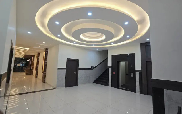 Hotel The Katra Avenue