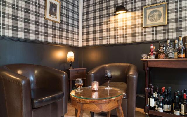 The Originals Boutique, Hôtel La Colonne de Bronze