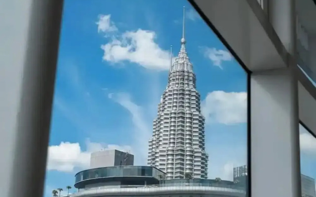 Vortex suites klcc