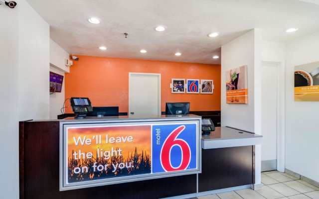 Motel 6 Schiller Park, IL - Chicago O'Hare