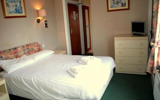 Melbourne-Ardenlea Hotel