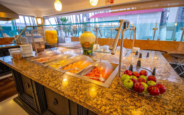 Araiza Palmira Hotel