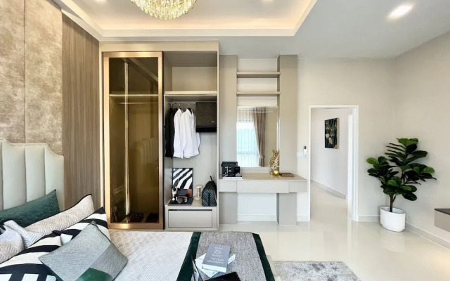Southern Peak Pool Villa HuayYai Pattaya