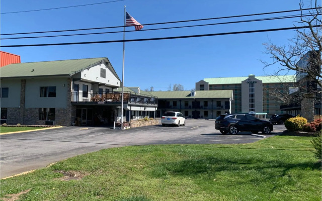 Pigeon Forge Parkway Inn