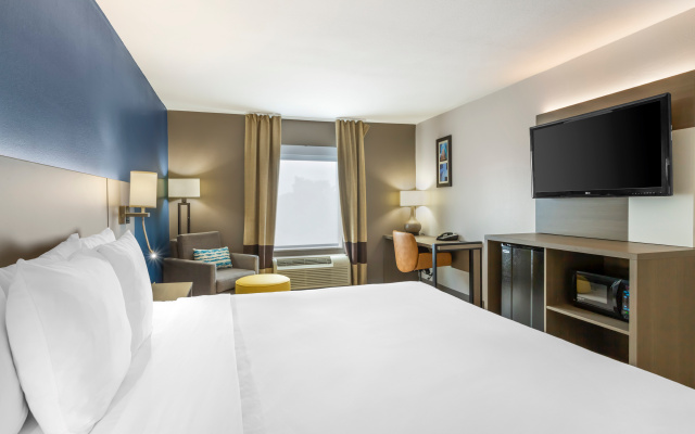 Comfort Inn & Suites Houston FM1960 - Champions