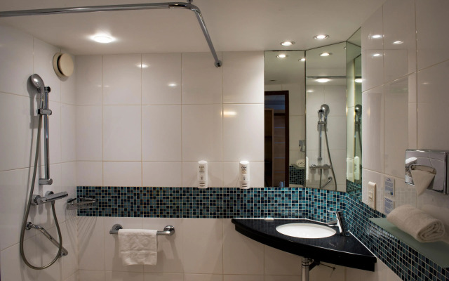 Holiday Inn Express Paris-Canal de la Villette by IHG