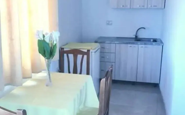 Hotel Lakaj 2