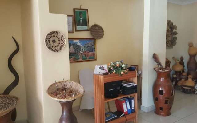 Twin Cave Lodge