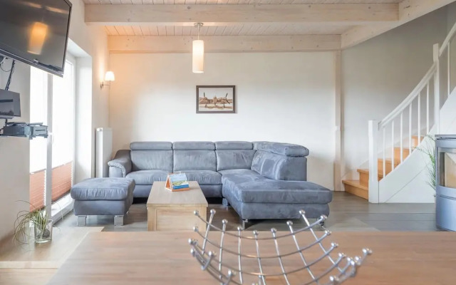 Exklusiv Eingerichtetes Ferienhaus in Strandnahe