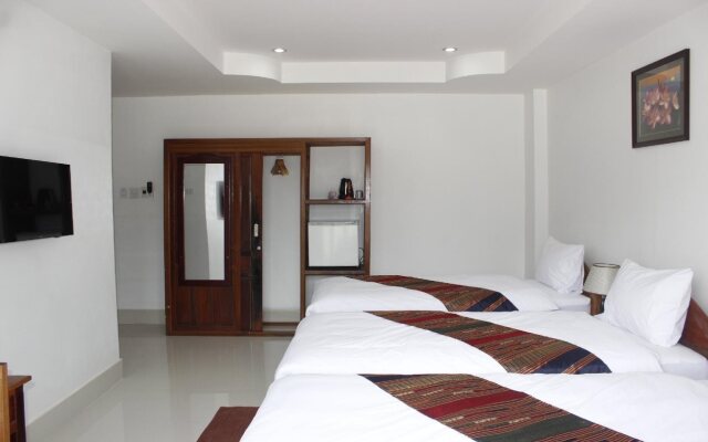 The Grand Riverside Hotel 2 Vangvieng