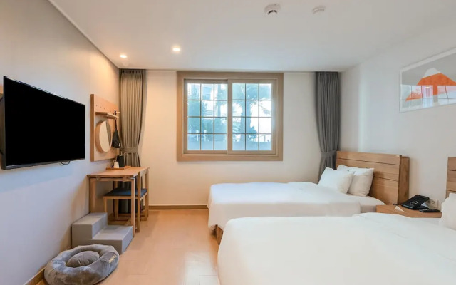 Sun Beach Hotel