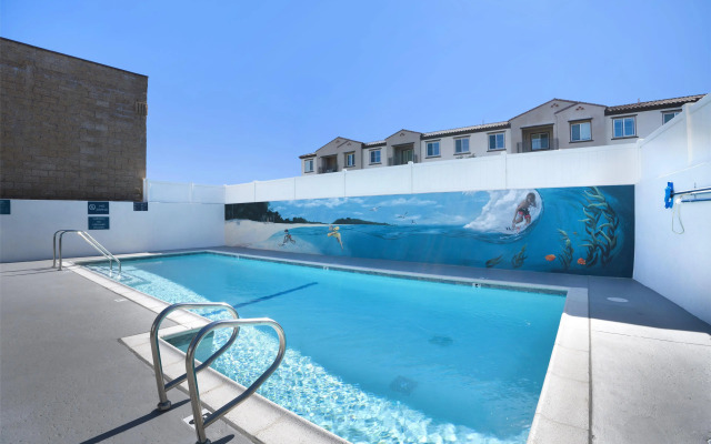Best Western Los Alamitos Inn & Suites