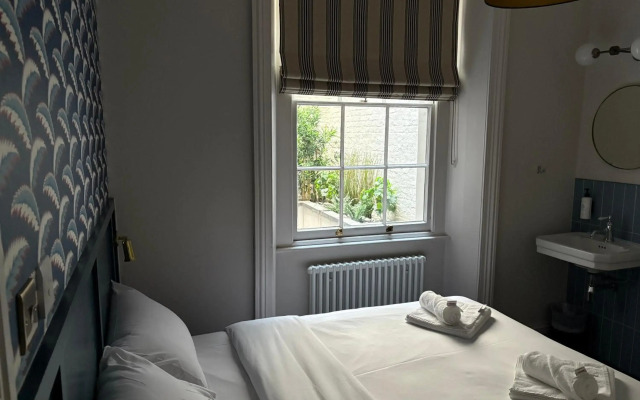 Warwick Allerton - Chicago