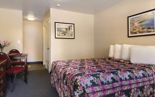 Savannah Suites Greenville