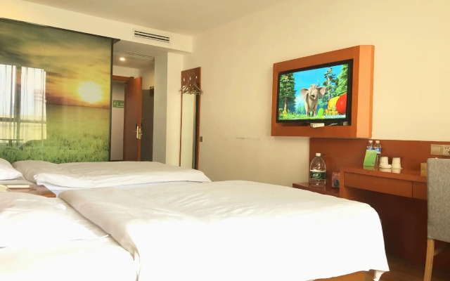 Vatica Hotel Fuyang Linquan Tenghui International City Branch