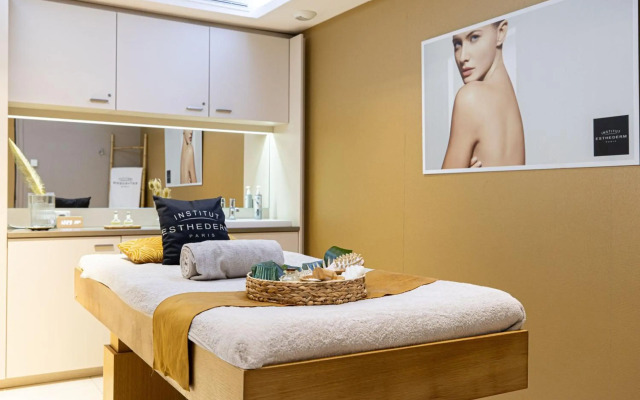 Renaissance Aix-en-Provence Hotel