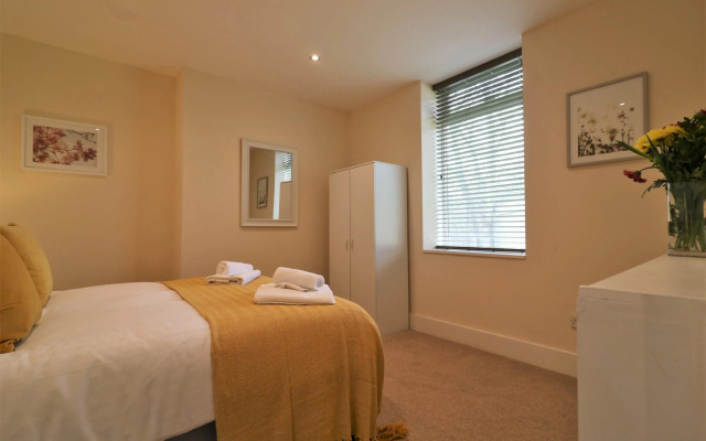 Railway Cottage - Maryhill