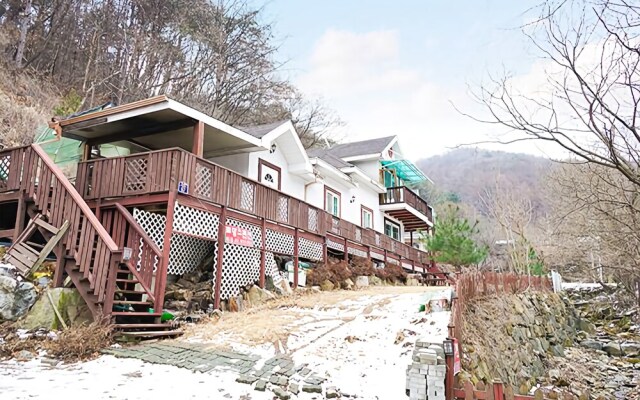 Yangpyeong Romance Pension