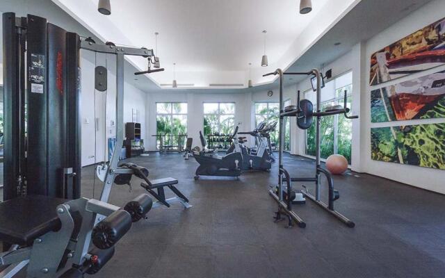 True Beachfront Condo - Corazon
