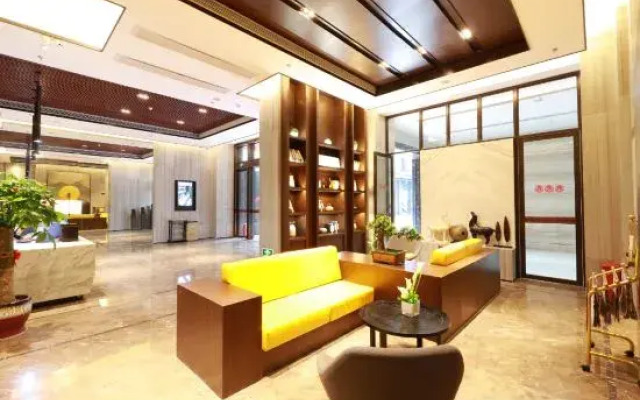 Ling Jiang Hotel
