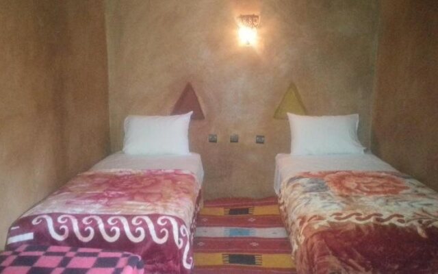 Auberge Kasbah Dar Sahara Tours - Hostel
