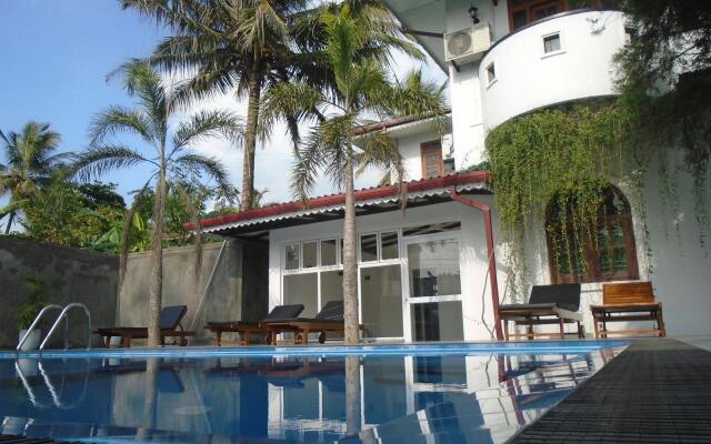 Avon Villa